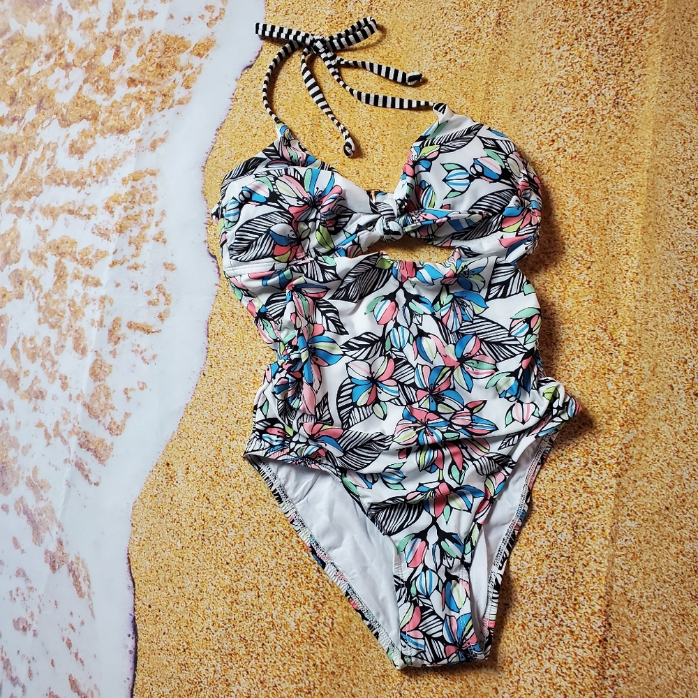 Splendid Flower Hour One Piece Swimsuit